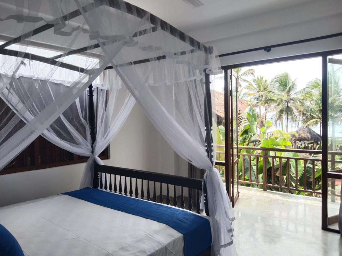 Beach Inns Holiday Resort - Celeste Matara Dış mekan fotoğraf